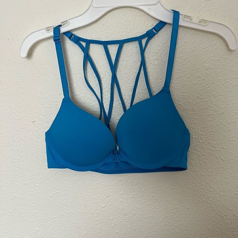 xhilaration Push up T shirt bra size 32B